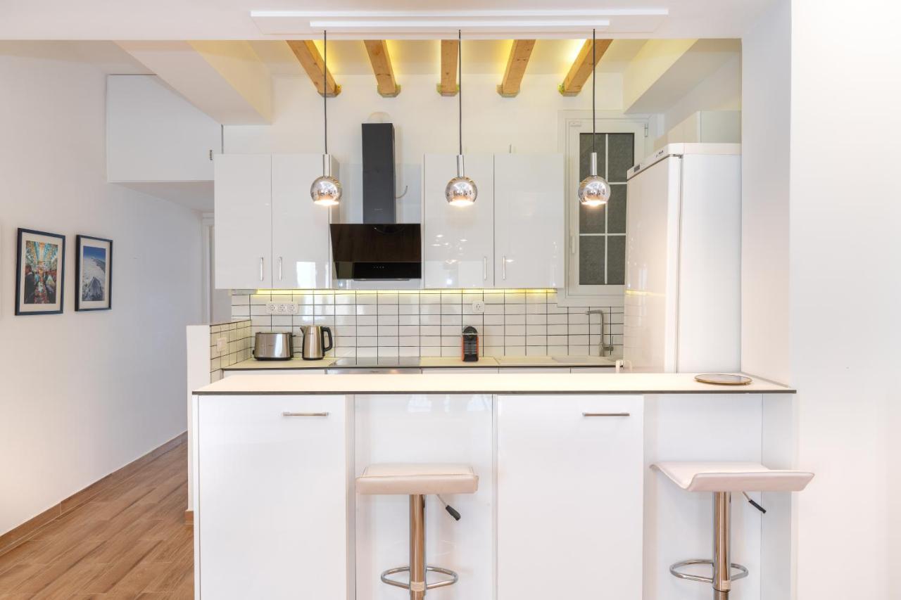 Modern Apartment, Short Walk To Acropolis Sites Daire Atina
