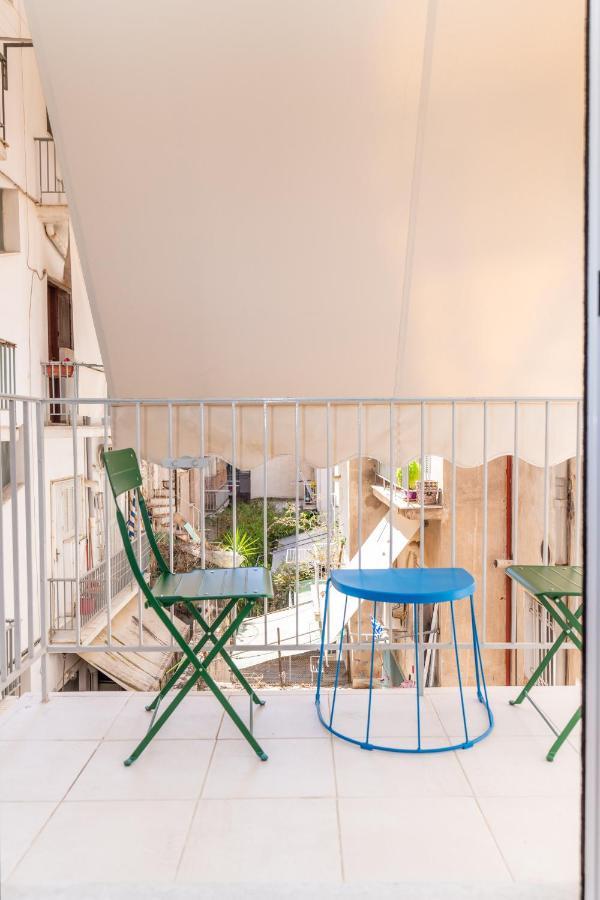 Modern Apartment, Short Walk To Acropolis Sites Apartment *