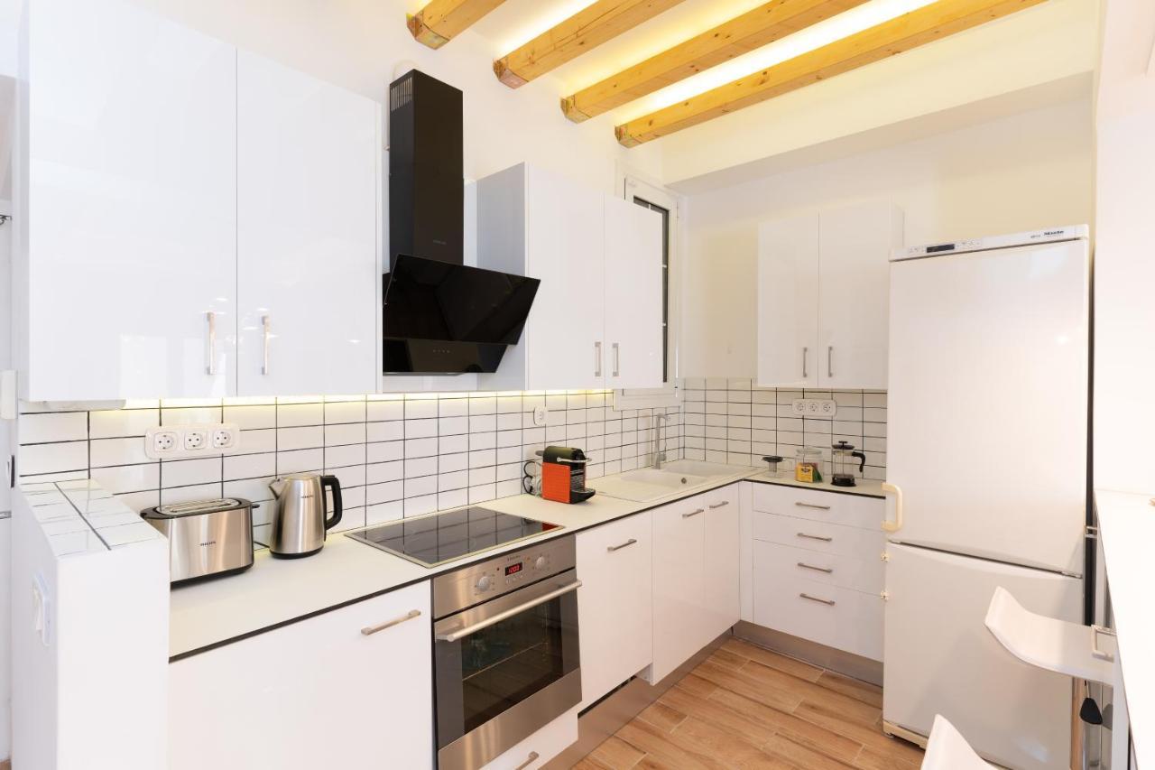 Modern Apartment, Short Walk To Acropolis Sites *