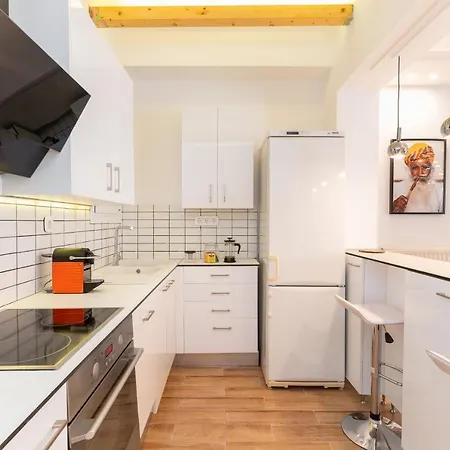 Modern Apartment, Short Walk To Acropolis Sites Athens Exterior photo